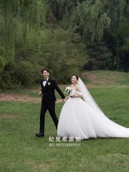 -纪梵希旅拍婚纱摄影(大连总店)