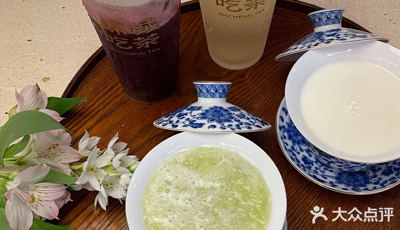 锦城吃茶的春日新品，我不允许你们没喝过！