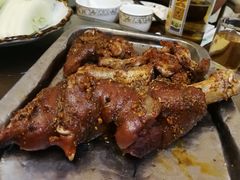 -六福烧烤酒馆(秦隆步行街店)