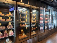 -MONICH牛排融合餐厅(和义大道购物中心店)