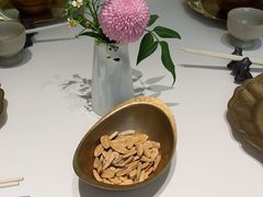 -桂满陇·手作小笼包&江南叫花鸡(中山公园店)