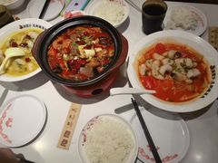 -渝是乎酸菜鱼(龙旗购物中心店)