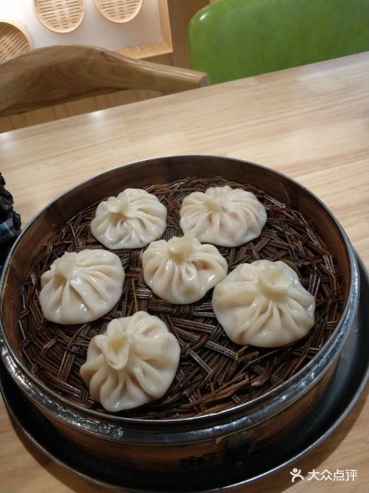 小六汤包(万象城店)虾肉汤包图片 - 第1张