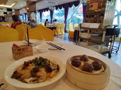 -御满江海鲜酒家(洛溪新城店)