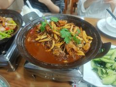 小鸡炖蘑菇-上海小菜餐厅(理工大学店)