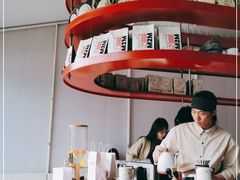 -UNI UNI(环亚凯瑟琳店)