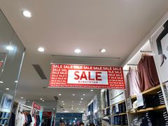 -优衣库(上海虹口龙之梦店)