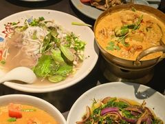 -大头虾越式风味餐厅(光明广场店)