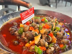 -老闵田螺馆·南昌特色小炒(梦时代店)