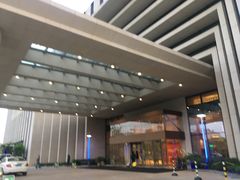 -苏州汇融广场假日酒店
