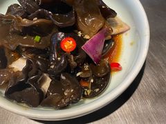 爽口木耳-辣尚瘾·烤鱼·新川菜(交大直营店)