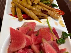 -伊京轩兰州牛肉面(闹市口店)