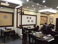 大堂-老憨猪蹄(山大南路店)