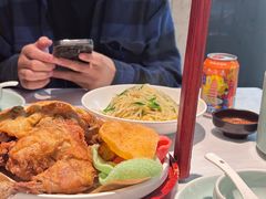 -江城小馆陕南妈妈菜·全球旅行餐厅(钟楼店)