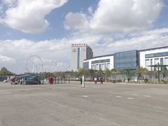 -霍尔果斯国门景区