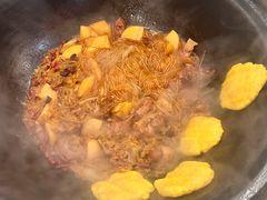玉米饼-东北铁锅炖