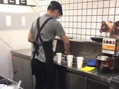 -CoCo都可(火车站东广场店)