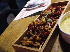 -爱啤精酿·民谣酒馆(滨江店)