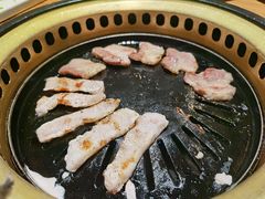 -炼火烤肉店