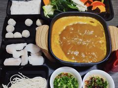 -呷哺呷哺 黄金牧场 (阳泉滨河新天地店)