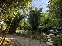 -汇龙潭