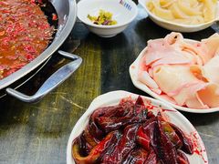 现划鳝鱼-储奇门鳝鱼火锅(总店)