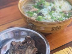 -正宗李家土鸡米线店