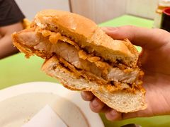 猪扒包-胜利茶餐室