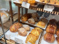 -CARINO BAKERY&CAFE(人广来福士店)
