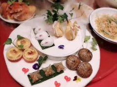 点心拼盘-宝界普菲特湖畔酒店