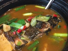 农夫山泉炖的鱼头（红烧）-7017浙菜•建德味(中财店)