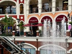 -佛罗伦萨小镇广佛名品奥特莱斯(疏港路店)