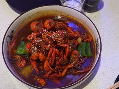 -红盔侠小龙虾(海宁银泰店)