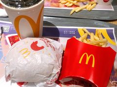 巨无霸套餐-麦当劳(中山公园龙之梦店)