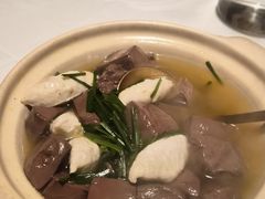 鲮鱼球煮猪红-炳胜公馆(珠江新城店)