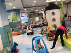 -孩子王童乐园(唐山万达广场店)