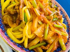 -伊带伊路新疆美食府(呼家楼店)