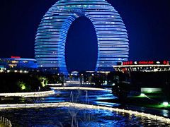 -湖州太湖旅游度假区-月亮广场