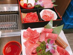 松阪牛特等五種肉拼盤-俺的焼肉(銀座9丁目店)