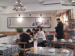 大堂-八两八金·莱芜特色炒鸡(市南漳浦路店)