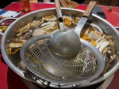 -潮汕·草根牛肉档(上海荟聚城市集市店)