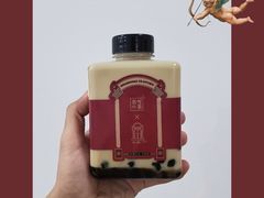 -奈雪的茶(湖滨银泰in77C区PRO店)