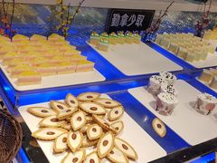 西点小蛋糕-圣罗巴海鲜烤肉自助(鲅鱼圈万达店)