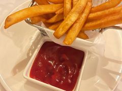 -WOLFGANG PUCK KITCHEN & BAR(迪士尼小镇店)