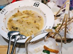 -渔语鱼酸菜鱼新川菜(来福士店)