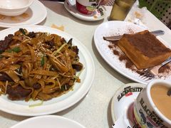 -潮庭港式茶餐厅·熊仔奶茶(同济广场店)