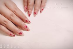 -沫儿·美甲美睫·半永久·皮肤管理