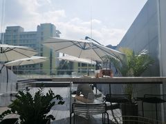 -UNI UNI(环亚凯瑟琳店)