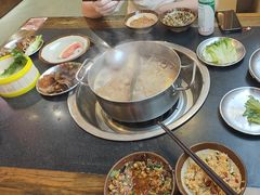 -闻小豆贵州自助火锅(万象城店)