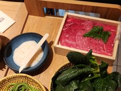 -巴奴毛肚火锅(龙湖锦艺城店)